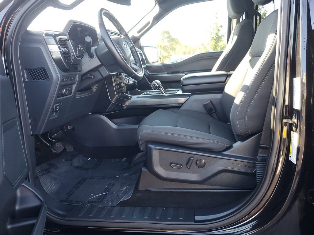 Certified 2022 Ford F150 XLT w/ Equipment Group 302A High image 8