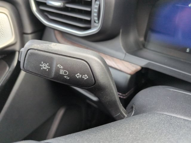 Certified 2023 Ford Explorer Platinum w/ Technology Package AWD/4WD image 40