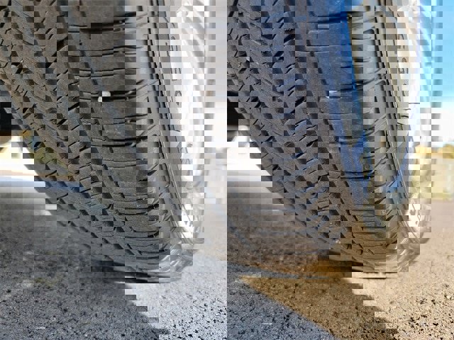 Certified 2022 Ford Explorer Limited w/ Equipment Group 301A image 18