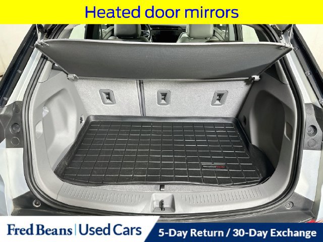Used 2022 Chevrolet Bolt EUV Premier w/ Sun & Sound Package FWD image 32