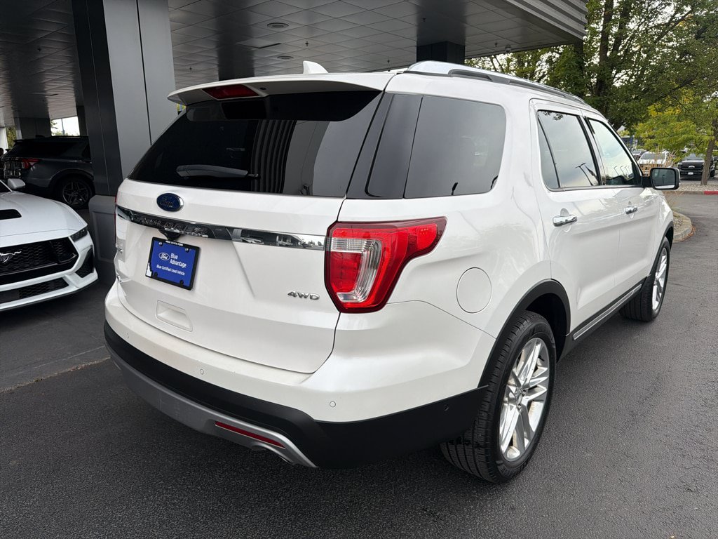 Certified 2017 Ford Explorer Limited AWD/4WD image 12
