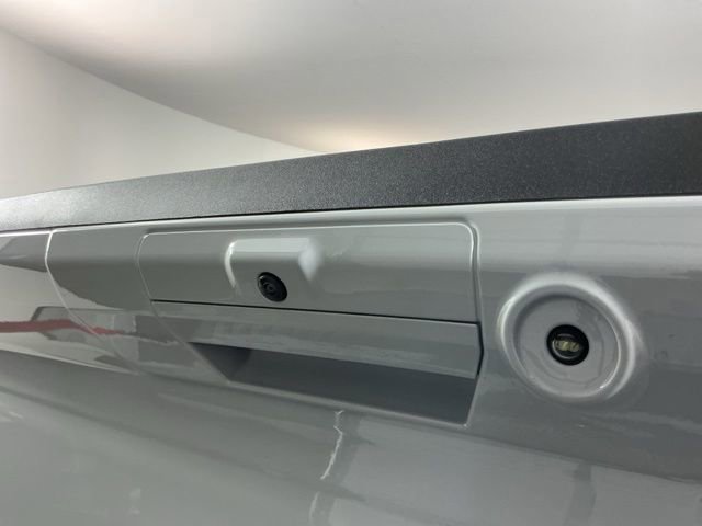 Certified 2025 Ford F350 Lariat w/ Black Appearance Package image 10