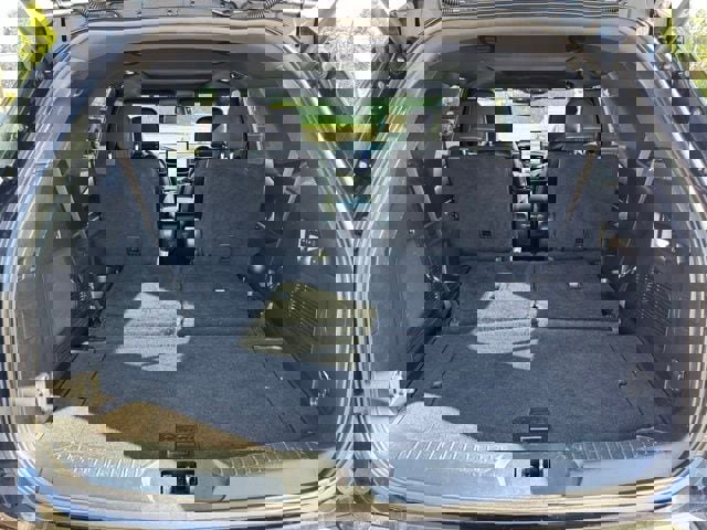 Certified 2020 Ford Explorer ST w/ Premium Technology Package image 28