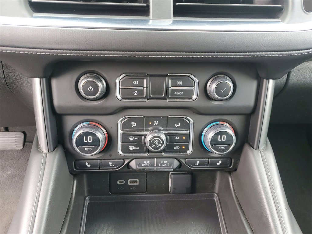 Used 2023 Chevrolet Tahoe LT w/ Luxury Package image 28