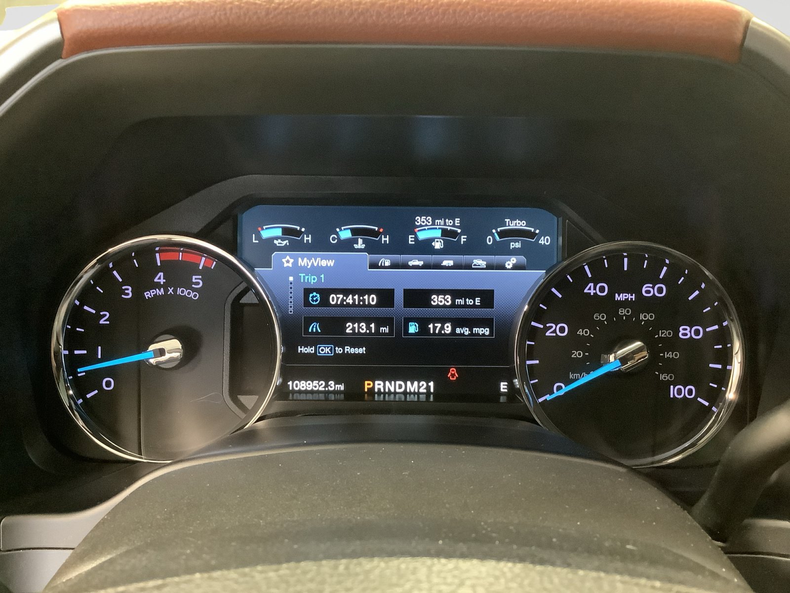Certified 2018 Ford F250 Platinum w/ Platinum Ultimate Package AWD/4WD image 16