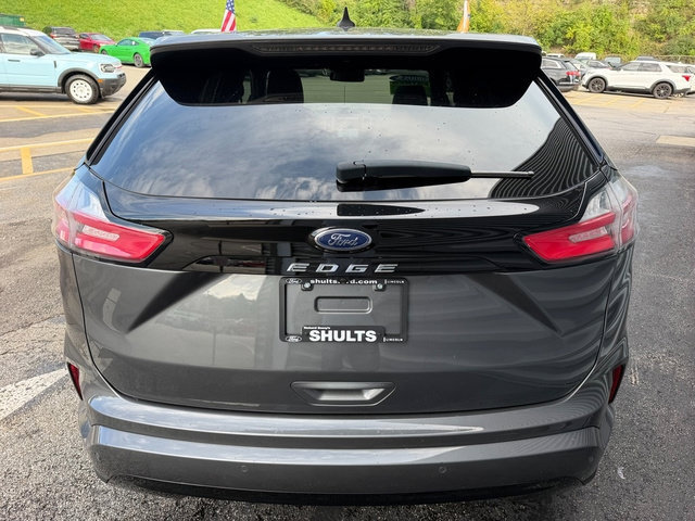 Certified 2024 Ford Edge ST-Line AWD/4WD image 6