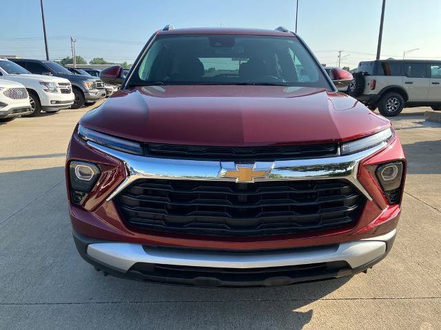 Used 2025 Chevrolet TrailBlazer LT w/ Convenience Package AWD/4WD image 9