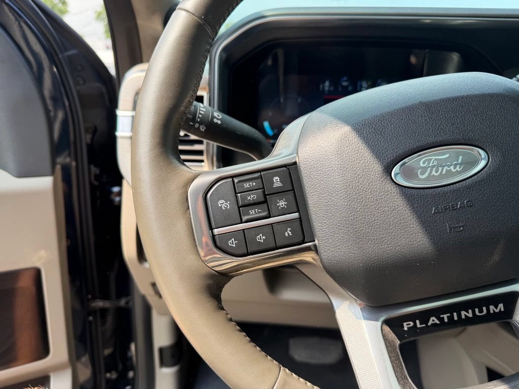 Certified 2025 Ford F450 Platinum w/ Platinum Plus Package AWD/4WD image 31
