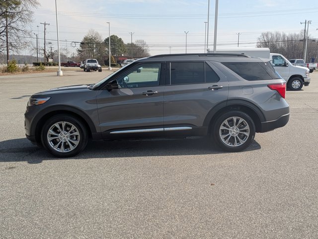 Certified 2023 Ford Explorer XLT w/ Equipment Group 202A image 2