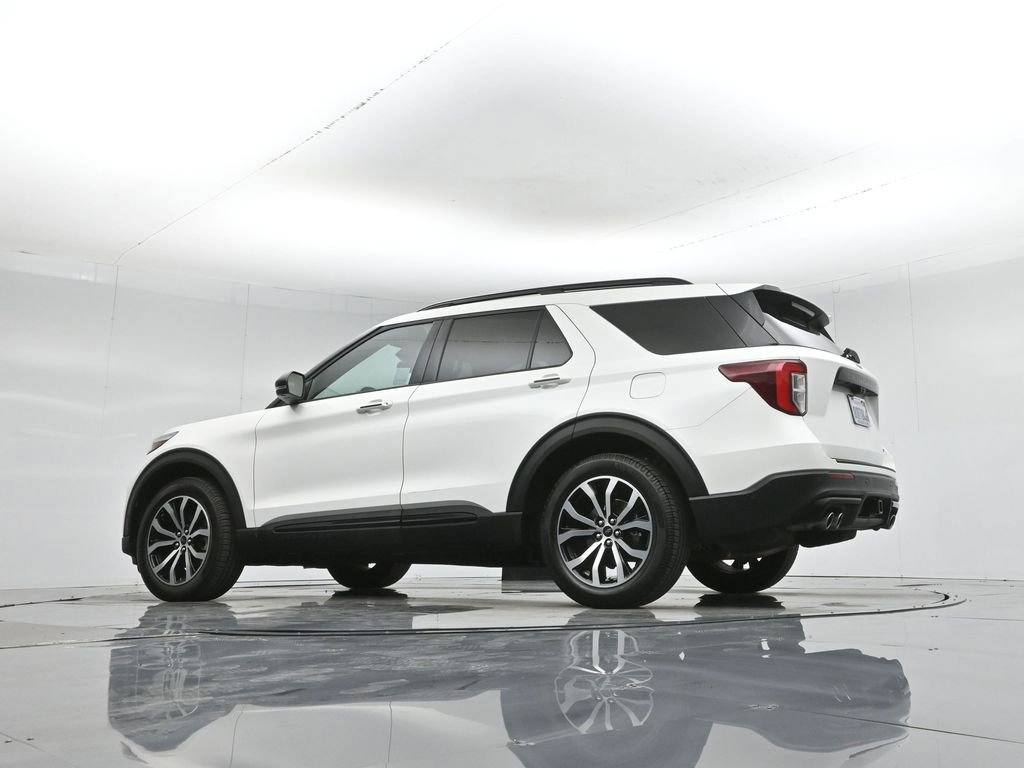 Certified 2020 Ford Explorer ST w/ Premium Technology Package image 19