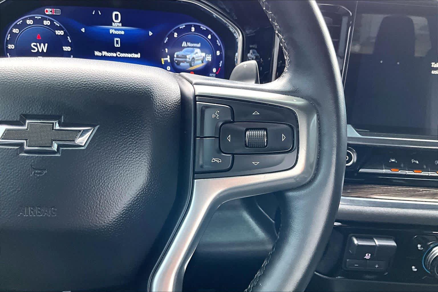 Used 2024 Chevrolet Silverado 1500 LT Trail Boss w/ LT Trail Boss Premium Package AWD/4WD image 25