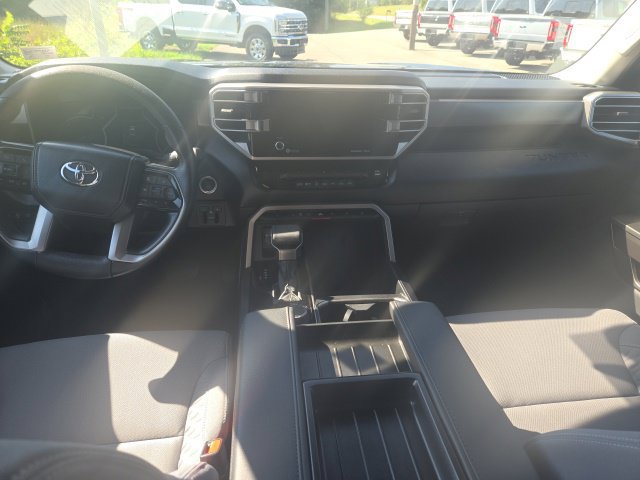 Used 2024 Toyota Tundra SR5 AWD/4WD image 16