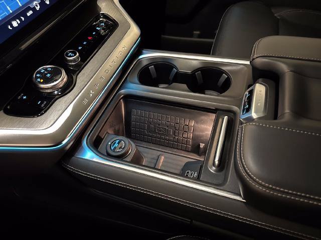 Certified 2025 Ford Expedition Max Platinum AWD/4WD image 33
