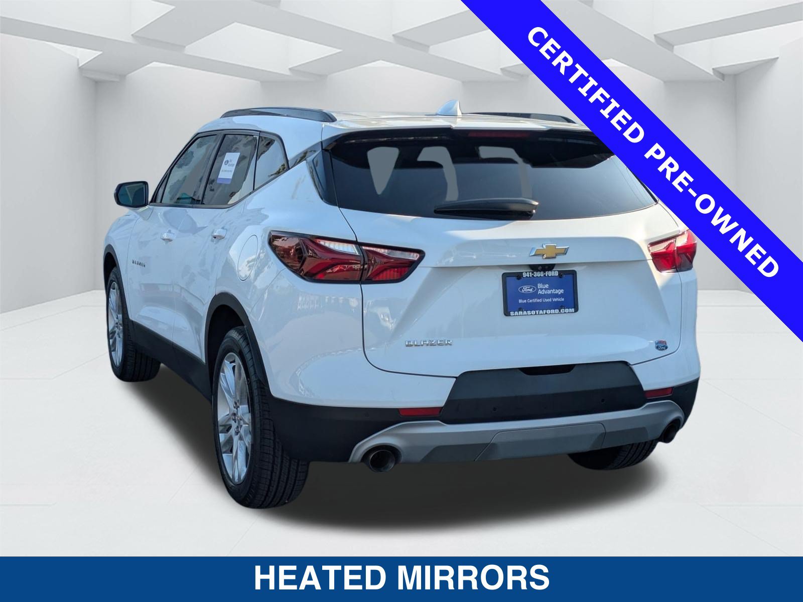 Used 2022 Chevrolet Blazer LT w/ Sound & Technology Package FWD image 6