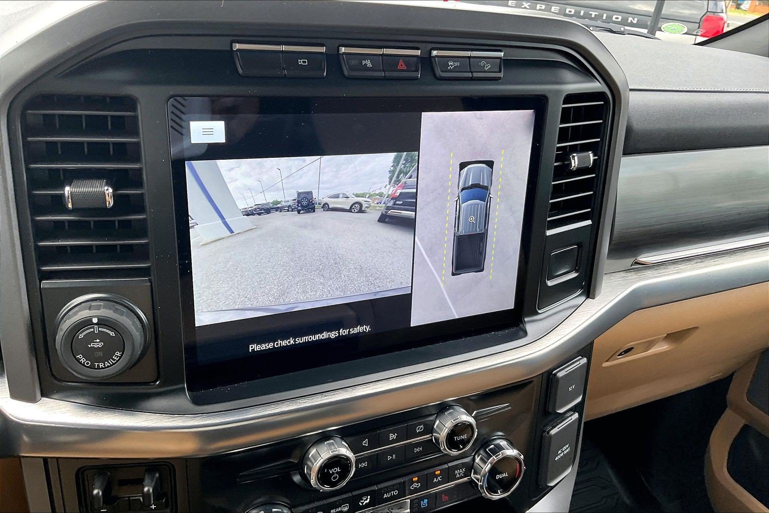 Certified 2022 Ford F150 Lariat AWD/4WD image 20