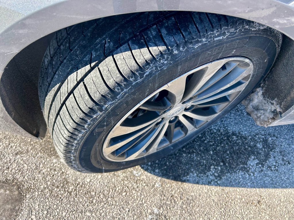 Used 2018 Buick LaCrosse Premium w/ Sun and Shade Package image 33