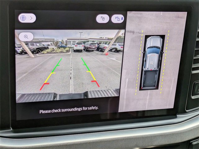 Certified 2025 Ford F350 Platinum w/ Platinum Plus Package image 21