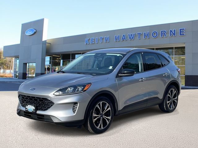 Certified 2022 Ford Escape SE w/ SE Sport Appearance Package FWD image 3
