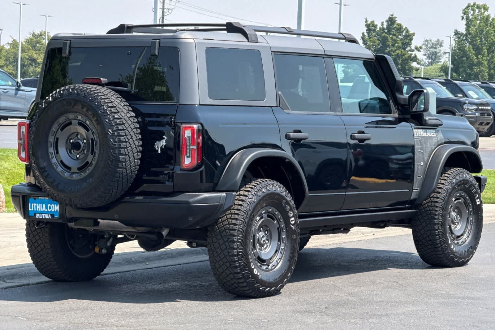 Certified 2024 Ford Bronco Everglades AWD/4WD image 2