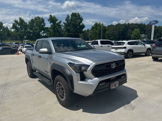 Used 2024 Toyota Tacoma TRD Off-Road AWD/4WD image 14