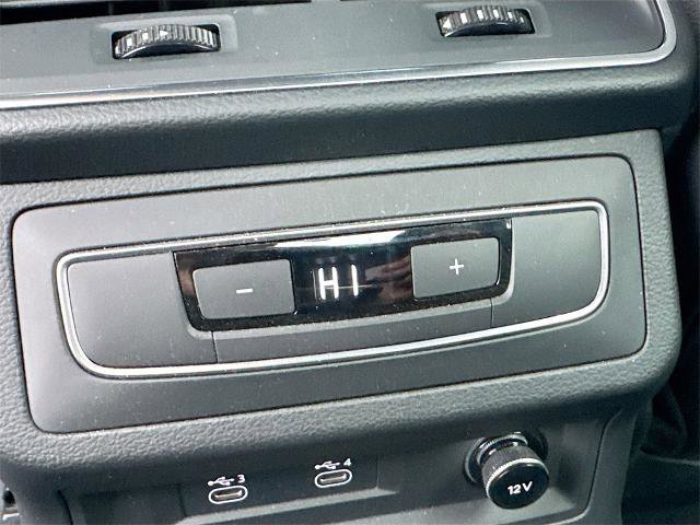 Used 2021 Audi A6 Premium Plus w/ Premium Plus Package image 21