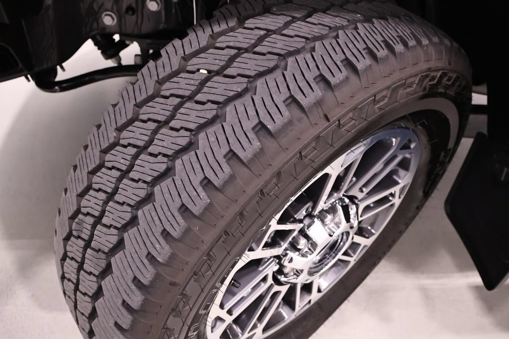 Certified 2026 Ford F350 Platinum w/ Platinum Plus Package AWD/4WD image 49