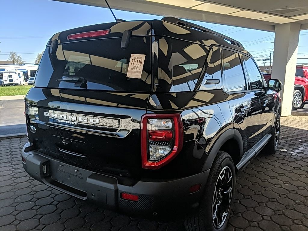 Certified 2025 Ford Bronco Sport Outer Banks w/ Outer Banks Tech Package+ AWD/4WD image 6