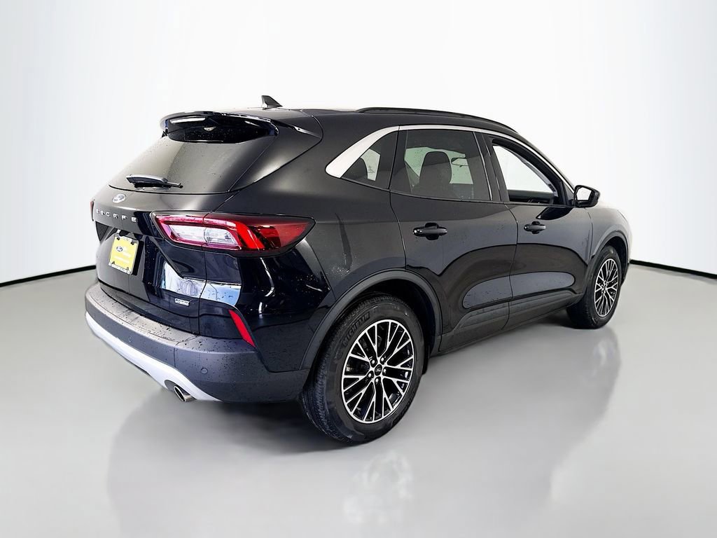 Certified 2023 Ford Escape SE image 5