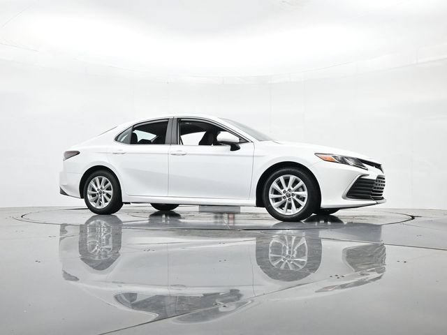 Used 2024 Toyota Camry LE FWD image 34