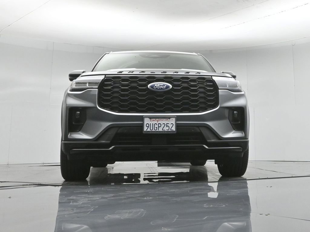 Certified 2025 Ford Explorer ST-Line RWD image 51