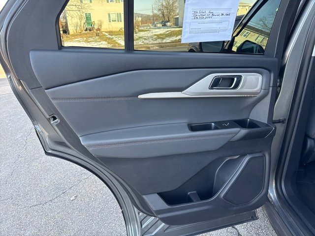 Certified 2025 Ford Explorer Active image 41