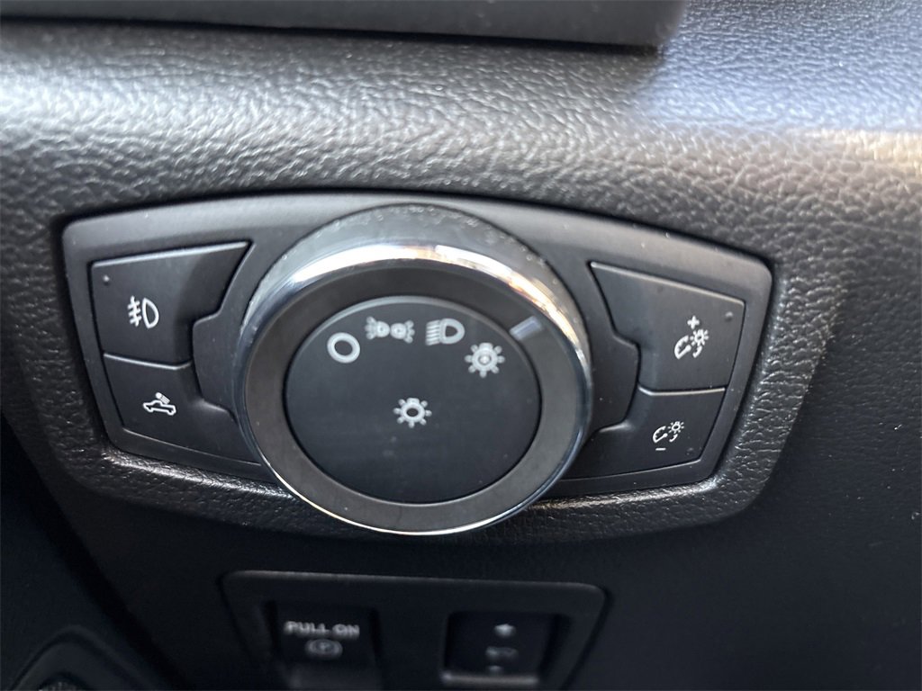 Certified 2020 Ford F150 XLT w/ Equipment Group 302A Luxury image 16