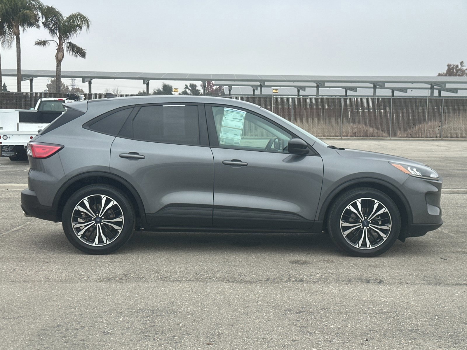 Certified 2022 Ford Escape SE w/ SE Sport Appearance Package image 6