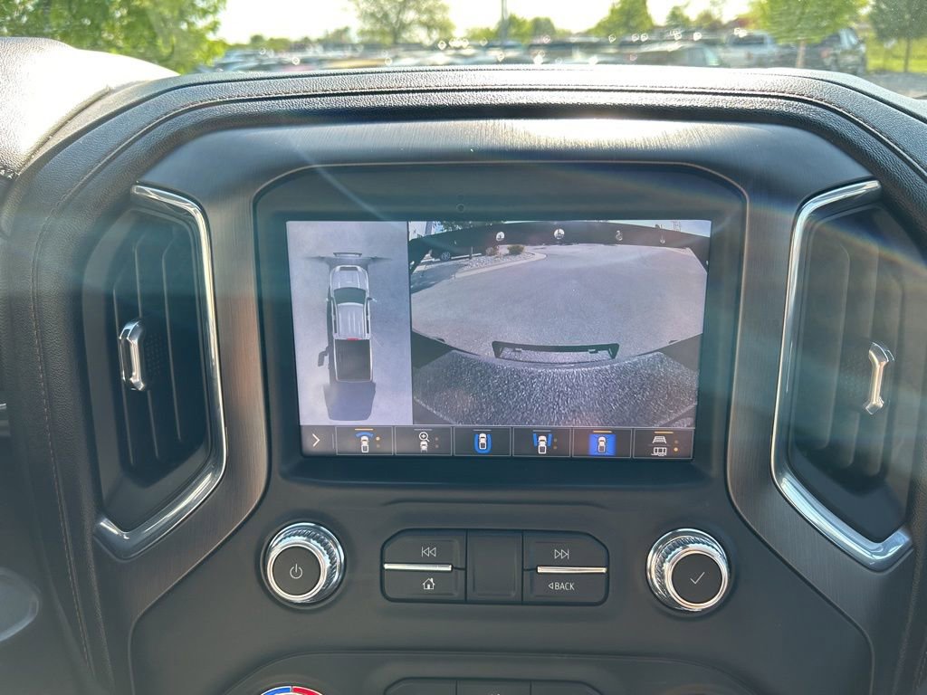 Used 2020 GMC Sierra 2500 AT4 w/ AT4 Premium Package AWD/4WD image 24
