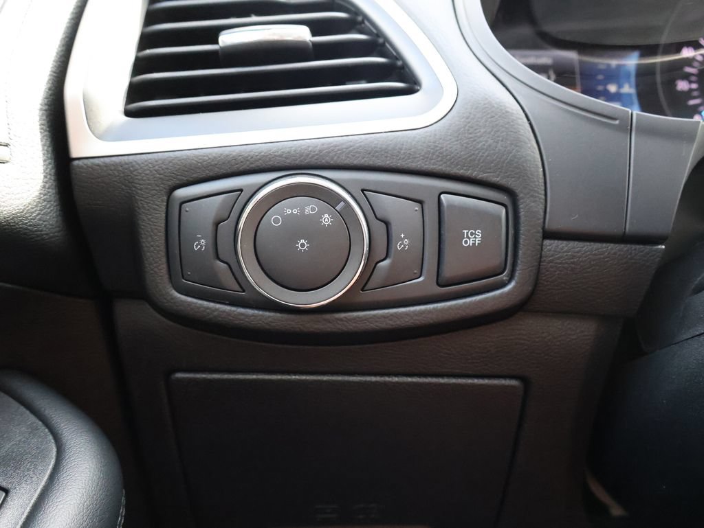 Certified 2022 Ford Edge SE AWD/4WD image 30