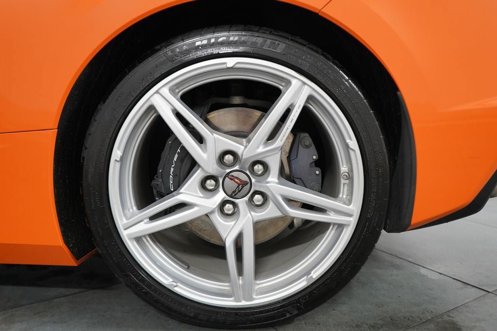 Used 2024 Chevrolet Corvette Stingray Preferred Conv w/ 2LT RWD image 28