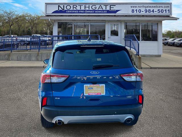 Certified 2022 Ford Escape SE w/ Cold Weather Package FWD image 3