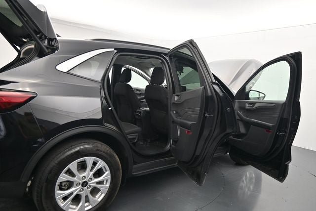 Certified 2023 Ford Escape Active AWD/4WD image 13