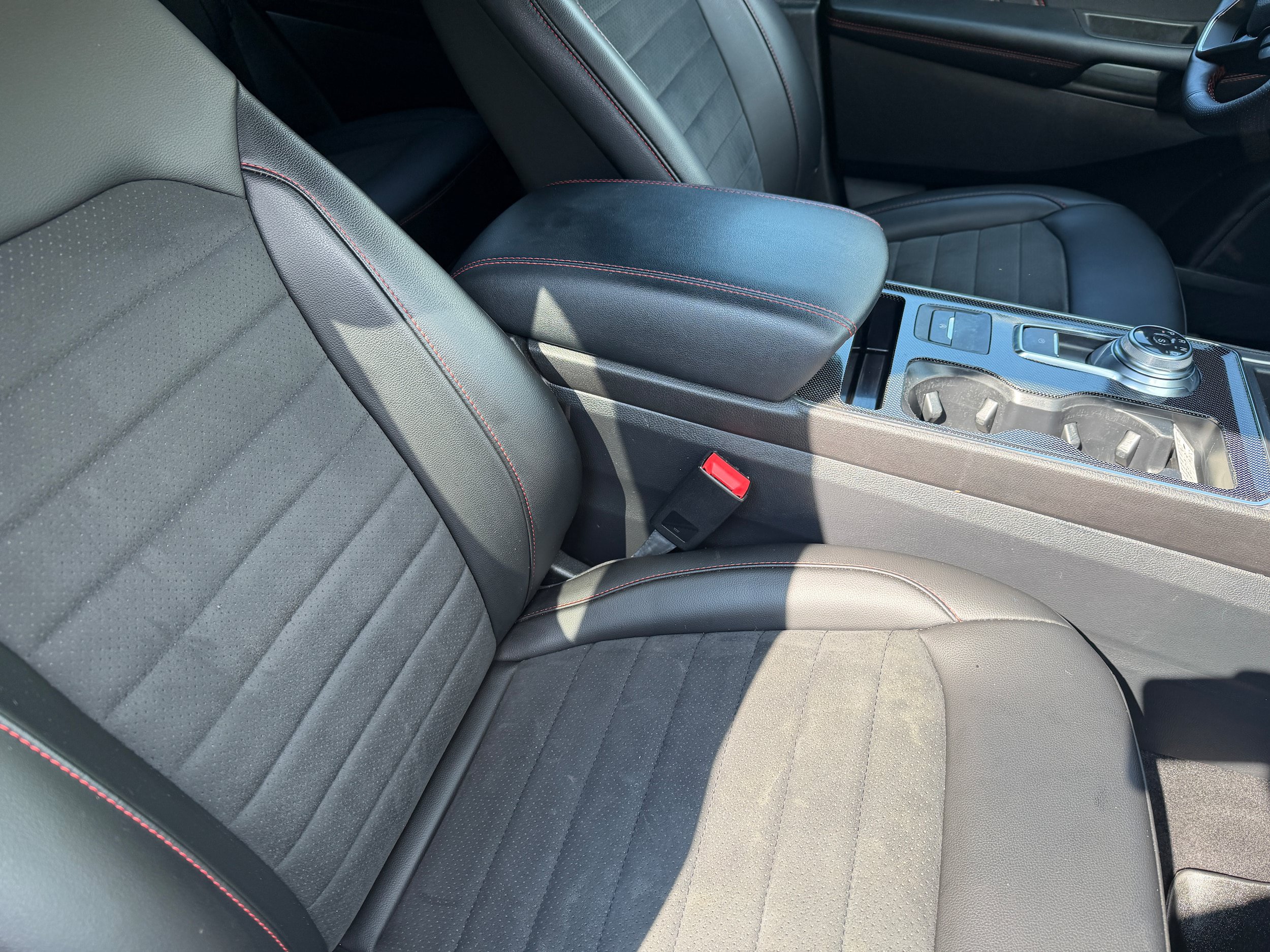 Certified 2021 Ford Edge ST-Line AWD/4WD image 25