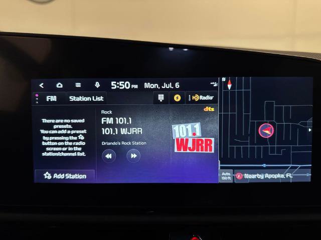 Used 2023 Kia Niro EX Touring FWD image 27