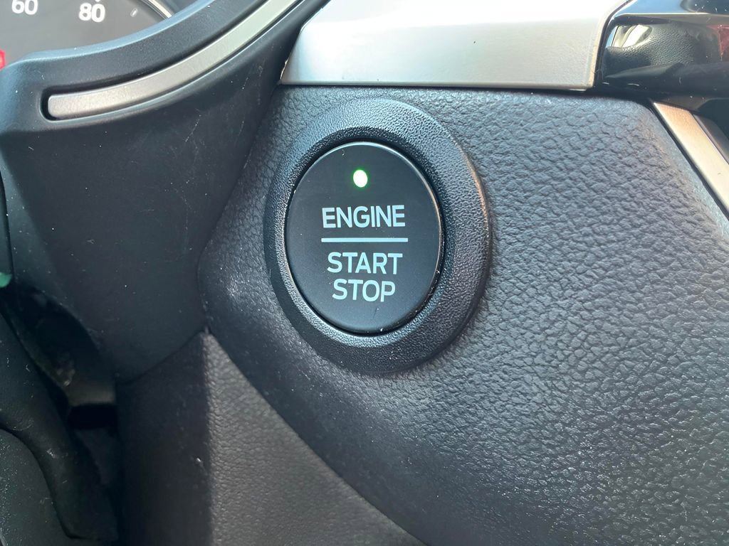 Certified 2022 Ford Escape SE FWD image 38