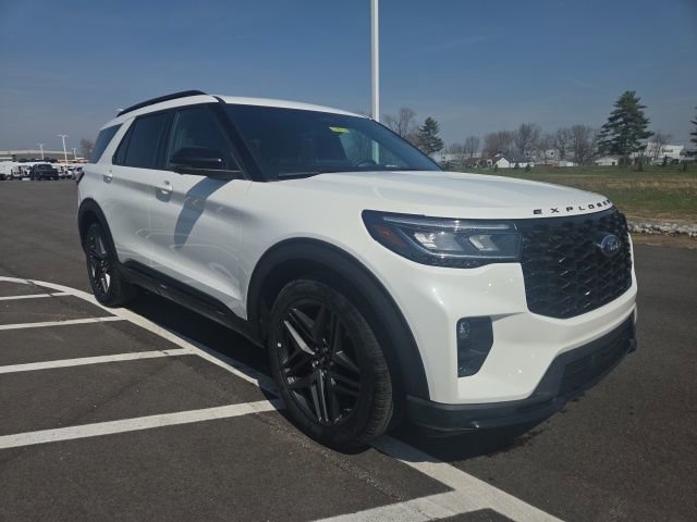Certified 2025 Ford Explorer ST video 1