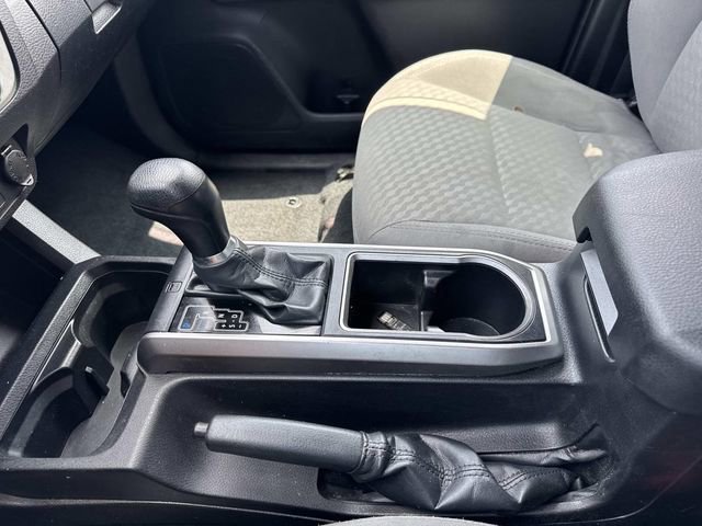 Used 2023 Toyota Tacoma SR5 w/ SR5 Appearance Package RWD image 26