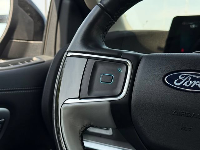 Certified 2025 Ford Expedition Platinum AWD/4WD image 10