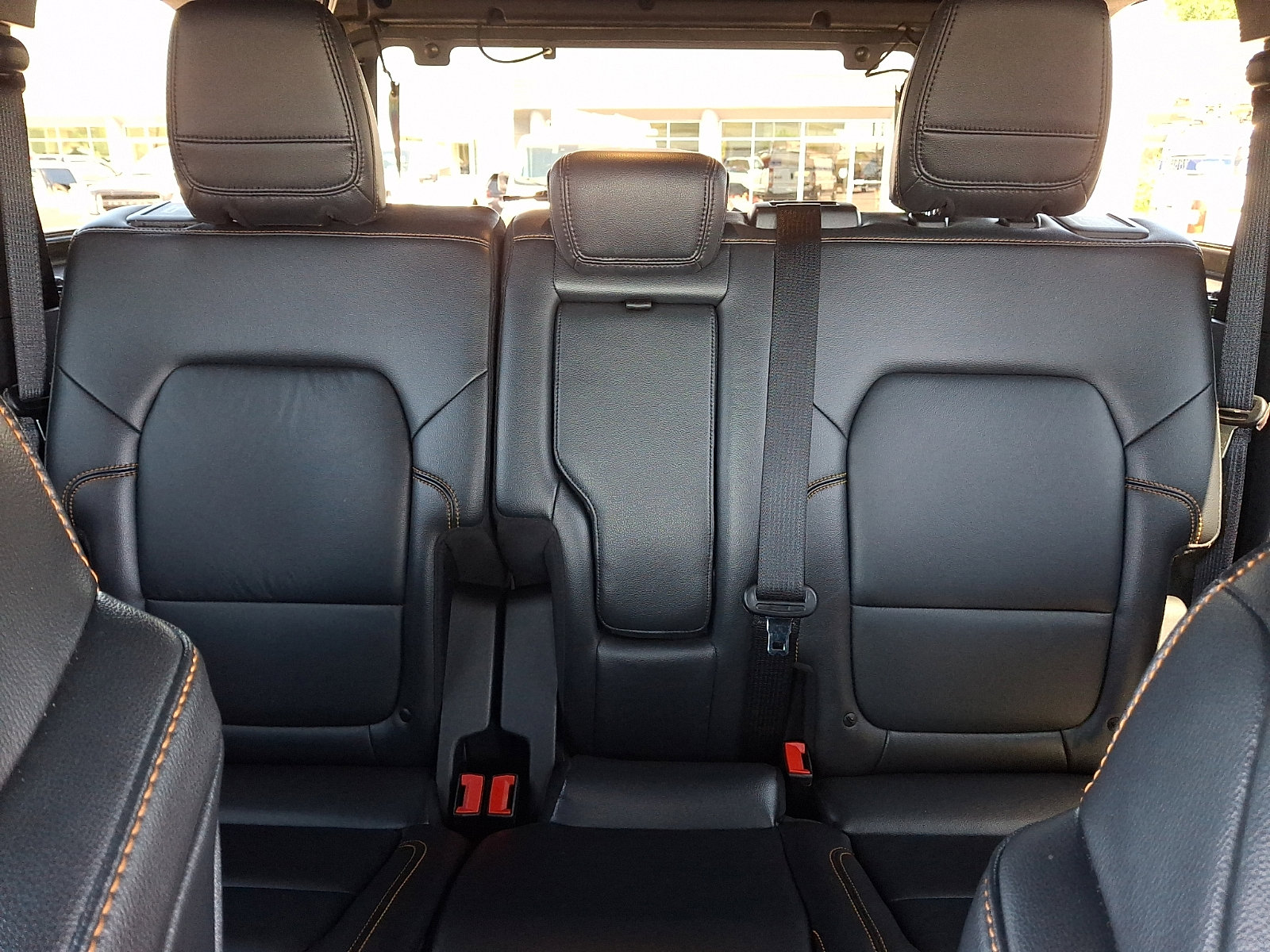 Certified 2023 Ford Bronco Badlands w/ Sasquatch Package AWD/4WD image 18