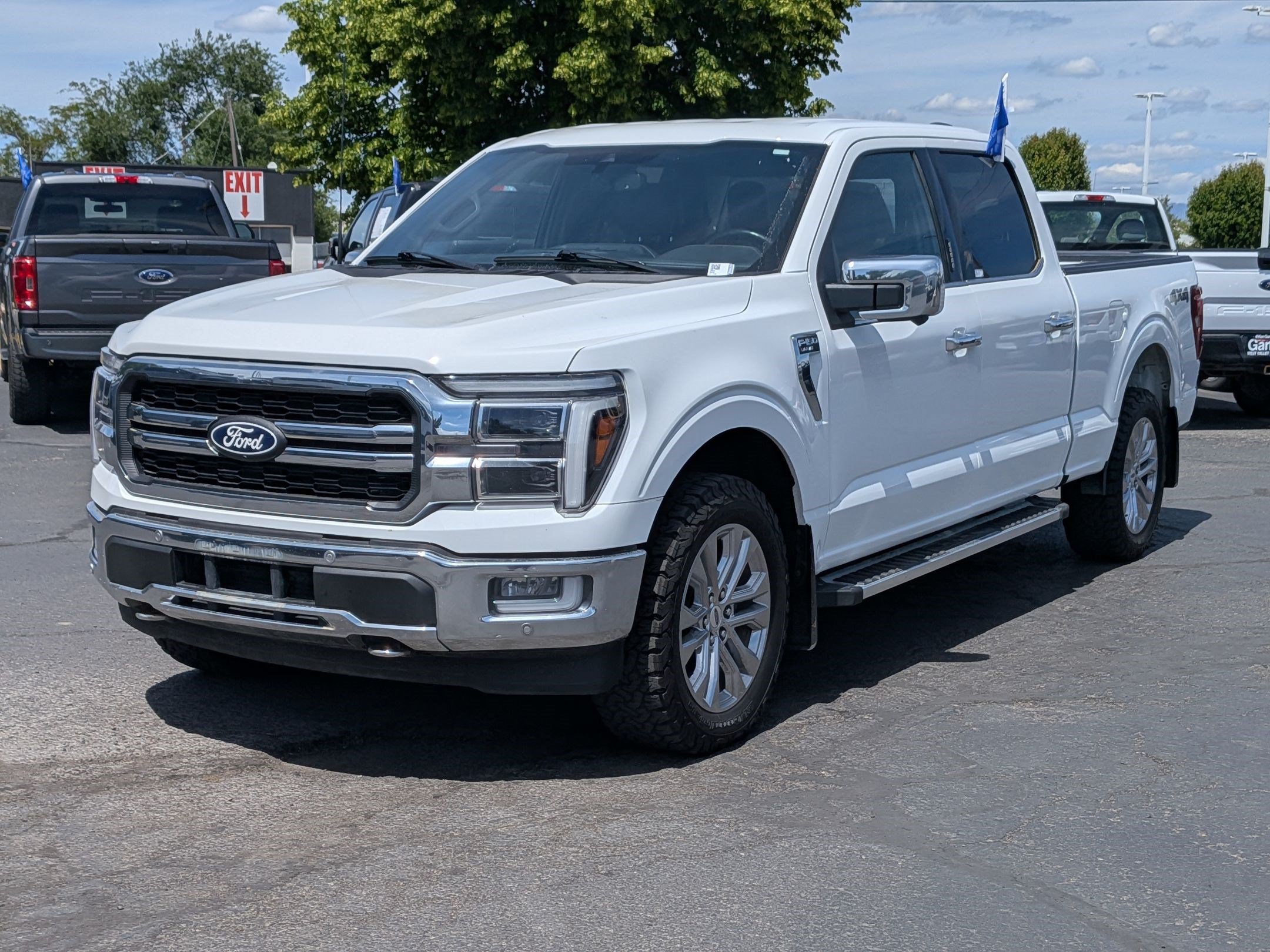 Certified 2024 Ford F150 Lariat w/ Tow/Haul Package AWD/4WD image 11