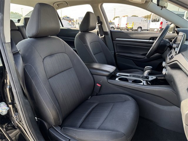 Used 2023 Nissan Altima 2.5 SV image 29