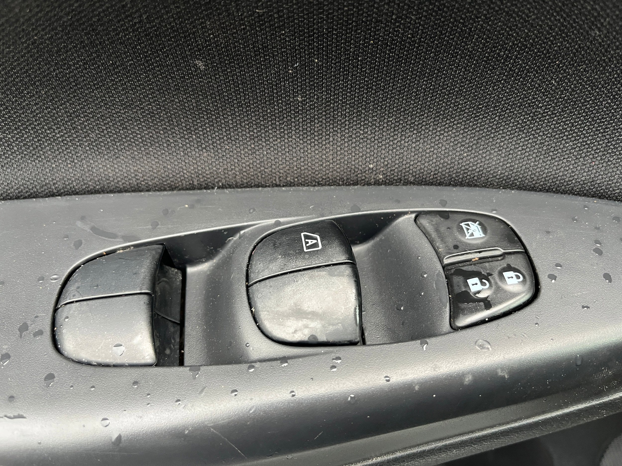 Used 2017 Nissan Sentra S FWD image 14