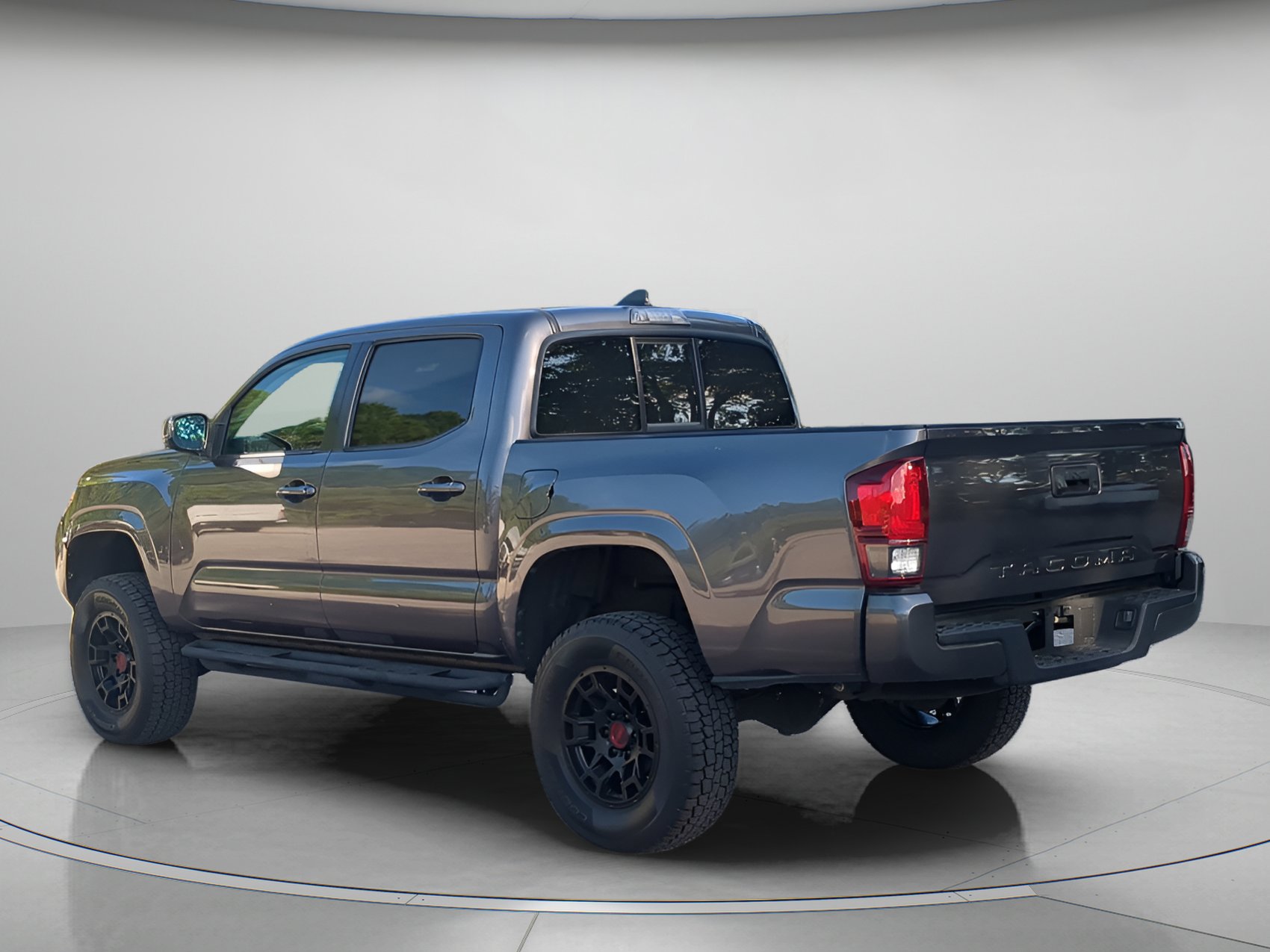 Used 2022 Toyota Tacoma SR RWD image 42