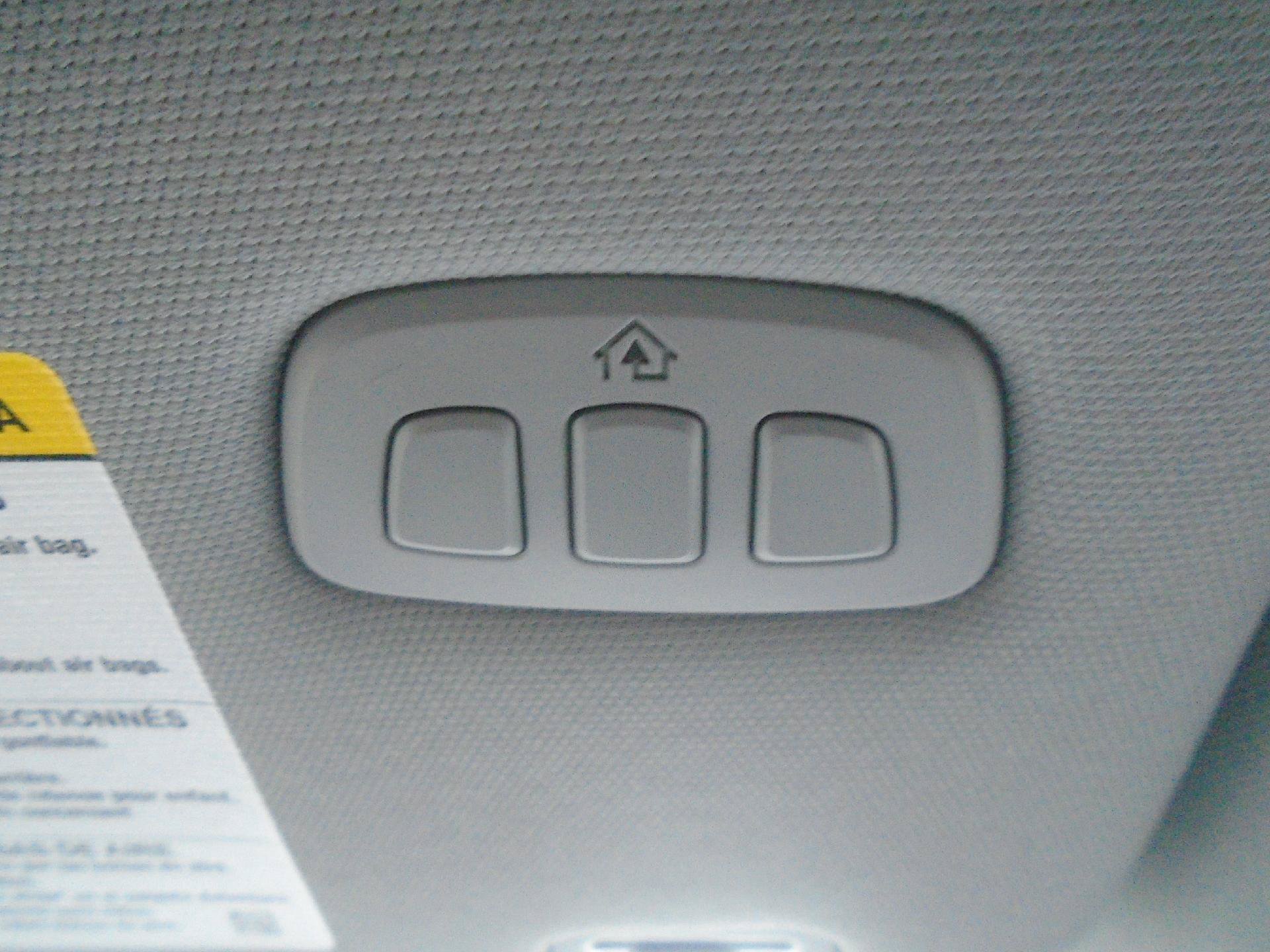 Certified 2024 Ford Explorer Limited AWD/4WD image 17